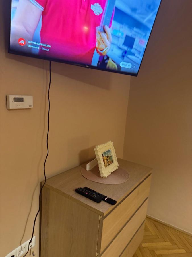 ブダペストLanchid Castle Side Red And Blueアパートメント エクステリア 写真